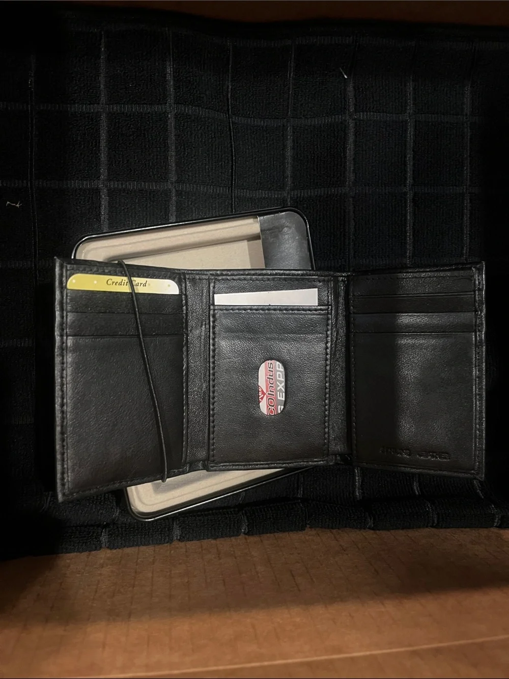 New England Patriots Black Tri-Fold Wallet - Official NFL Design